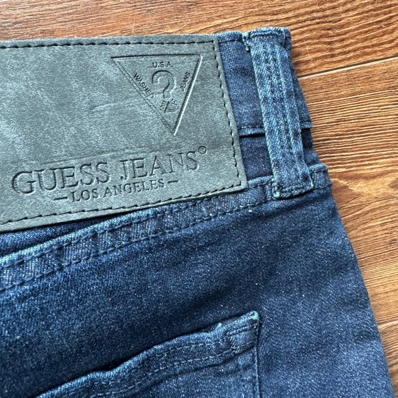 Guess Men's Deep Indigo Relaxed Jeans. Rise 11” - Picture 4 of 8